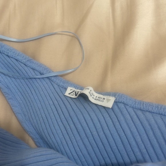 🖤SOLD🖤 Zara Blue Ruffle Shoulder Tank - Picture 4 of 5